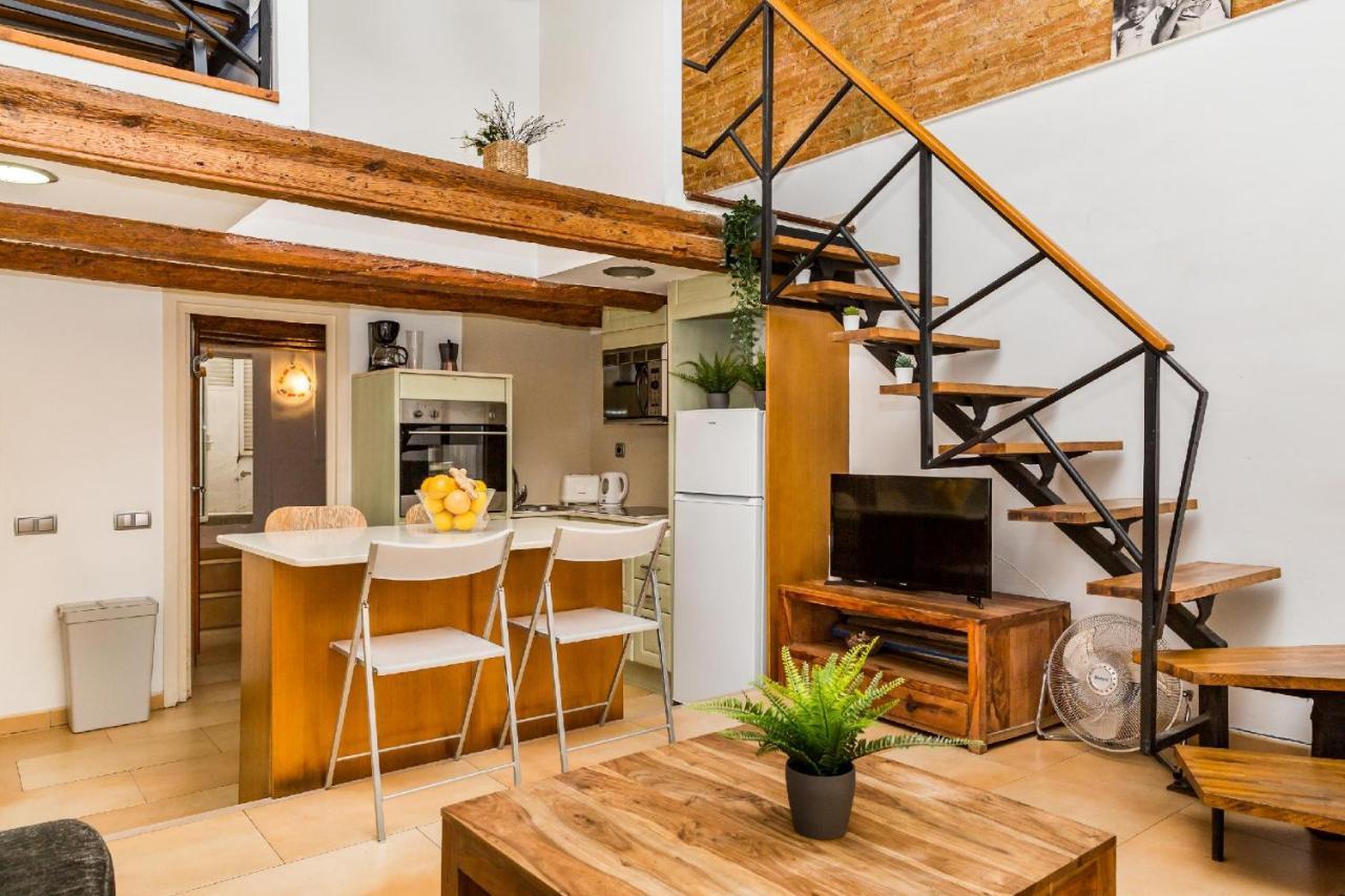 Fridays Flats Dreamy Duplex - Stylish Beach Loft برشلونة المظهر الخارجي الصورة